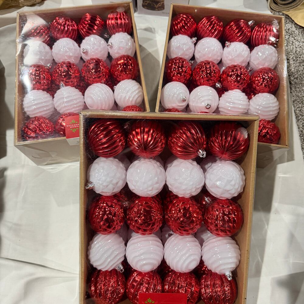 120pcs Christmas Tree Ornaments Handcrafted Glass Shatterproof, Red & White 2.5"